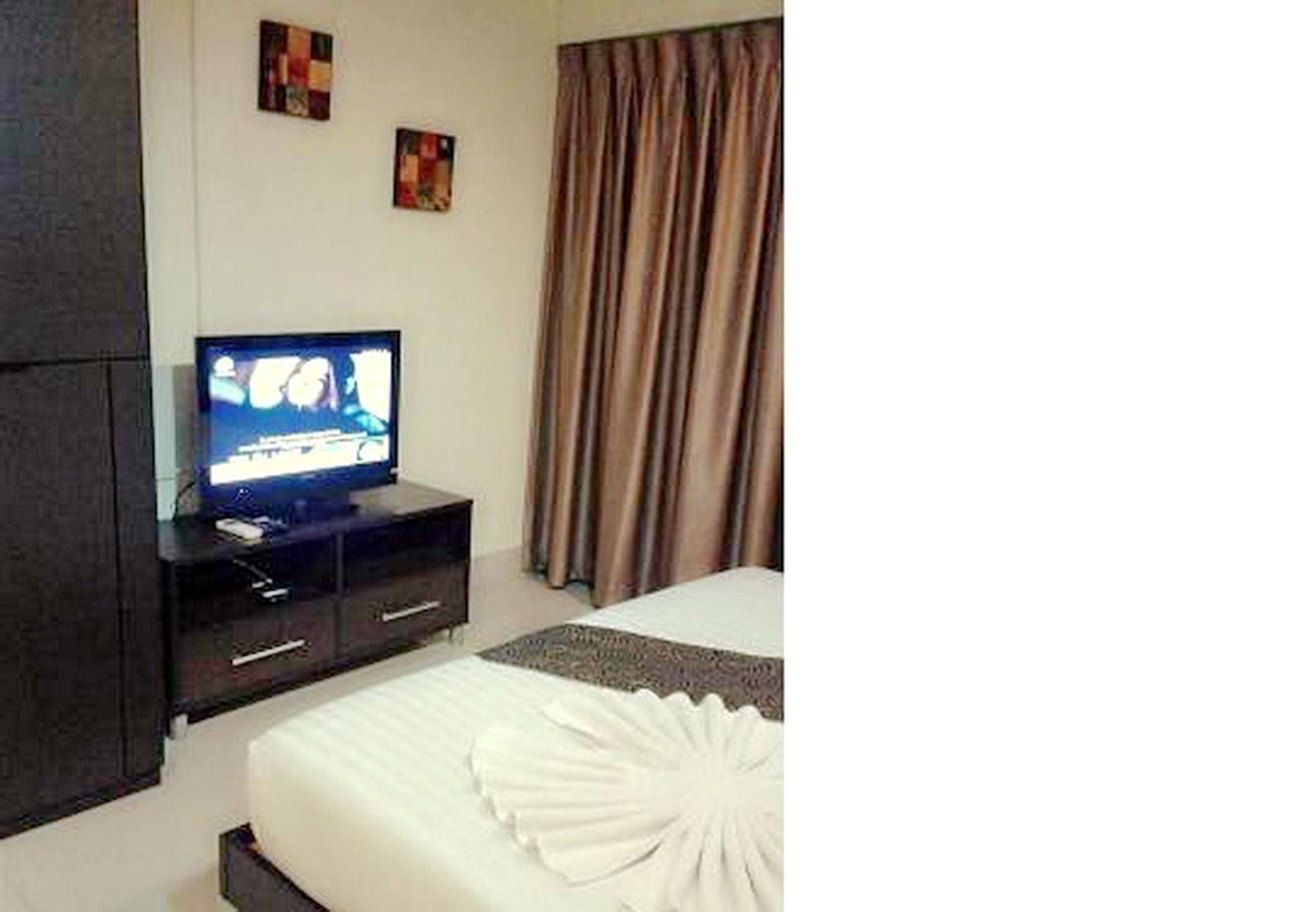63 แบงค็อก โฮเทล Hotel กรุงเทพมหานคร ภายนอก รูปภาพ