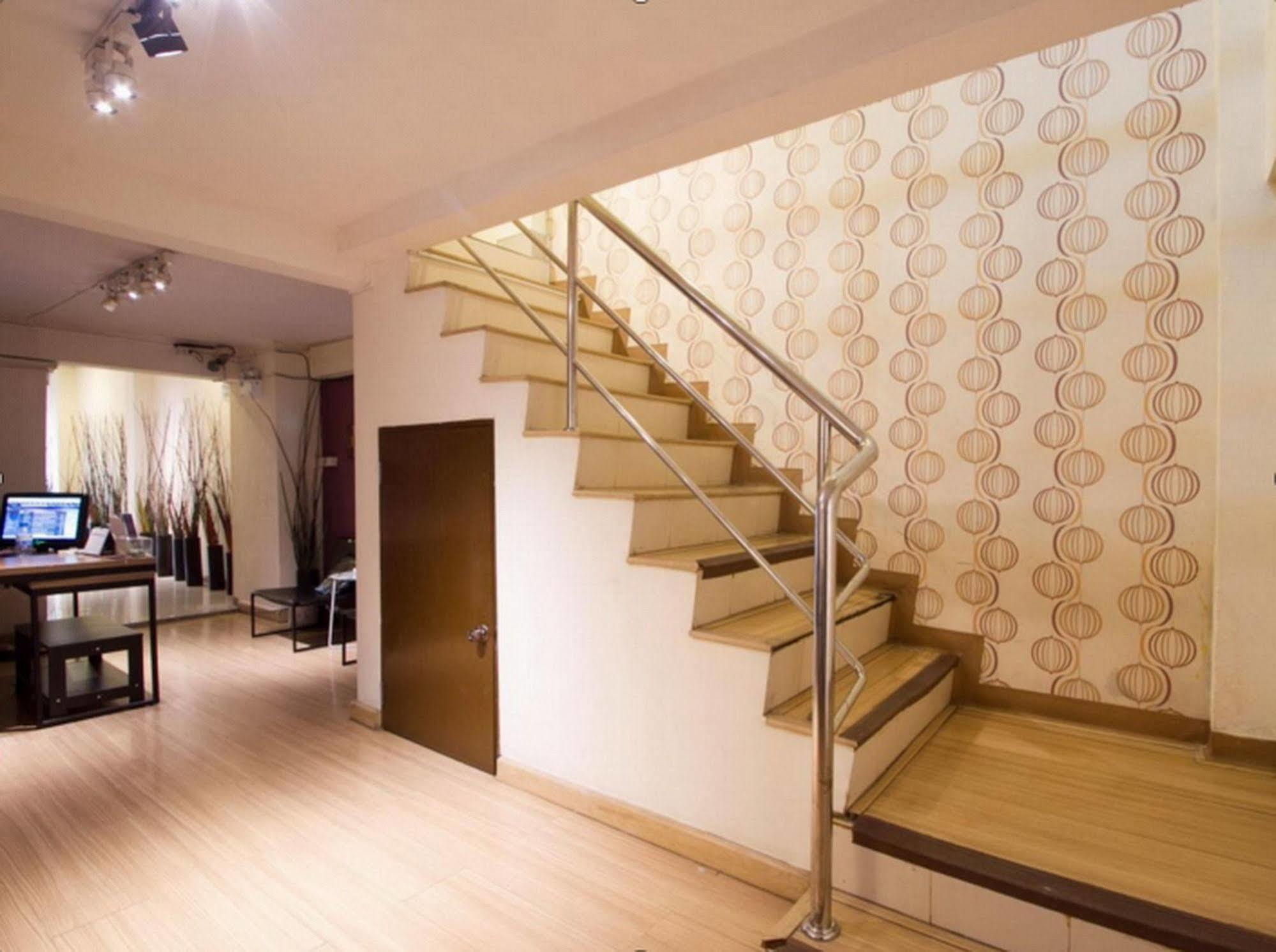 63 แบงค็อก โฮเทล Hotel กรุงเทพมหานคร ภายนอก รูปภาพ